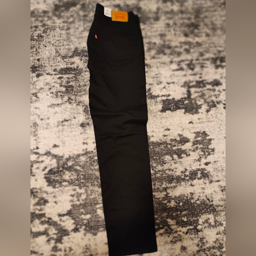 Levi's Men's Jet Black Straight Jeans - Picture 2 of 4